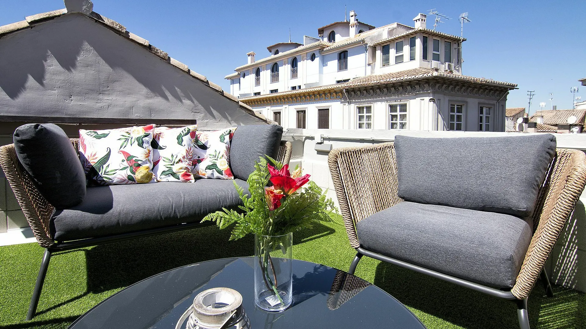 Townhall Penthouse Granada Spain