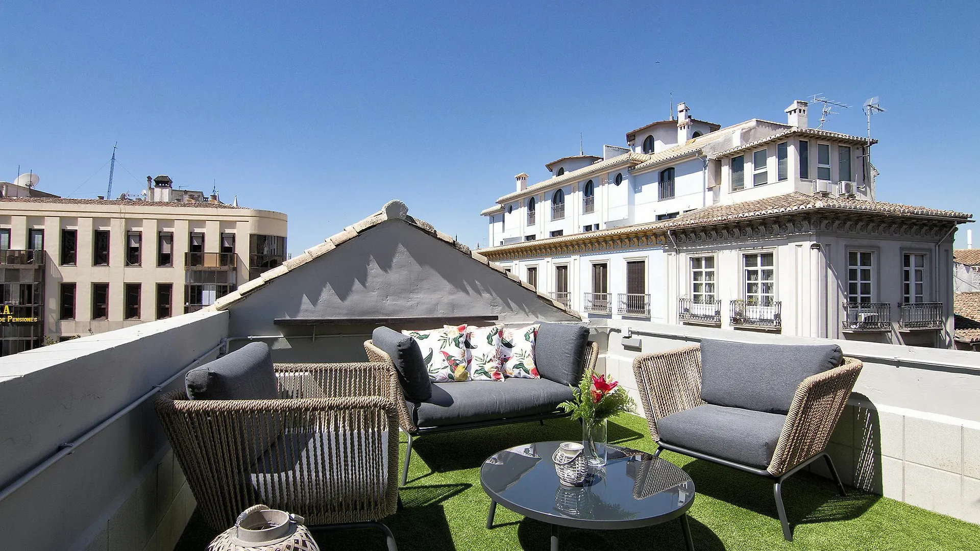 Townhall Penthouse Granada